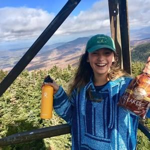 Meet your Posher, Allyssa